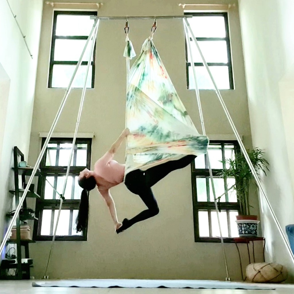 Aerial Open Hammock Flow